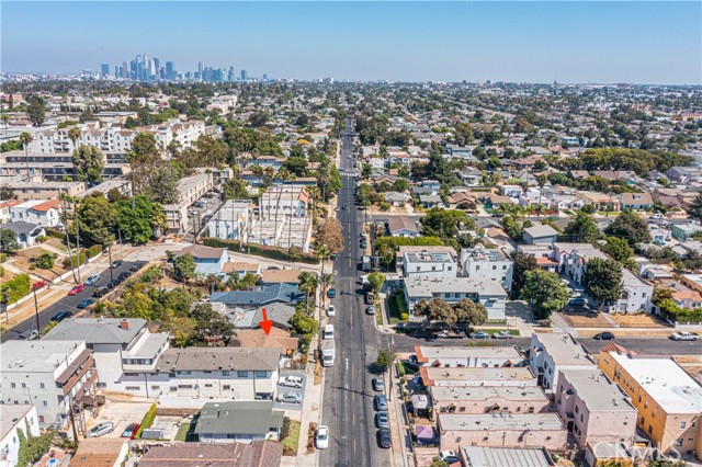 Detail Gallery Image 38 of 39 For 3833 Montclair St, Los Angeles,  CA 90018 - 3 Beds | 2 Baths