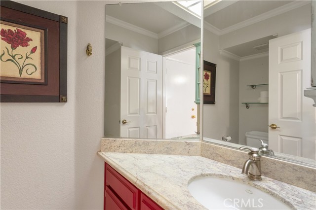 Detail Gallery Image 14 of 25 For 37515 Vineyard Knoll Dr, Murrieta,  CA 92562 - 3 Beds | 2/1 Baths