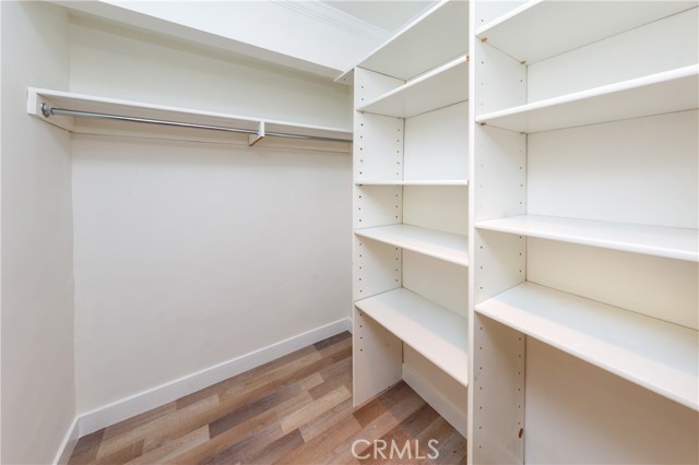 22151 Ingomar Street, Canoga Park CA: https://media.crmls.org/medias/d3248ecf-cccf-480c-87b8-a589139b81e5.jpg