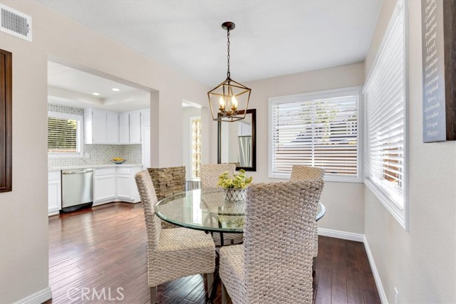 Detail Gallery Image 6 of 53 For 32 Silveroak, Aliso Viejo,  CA 92656 - 3 Beds | 2/1 Baths