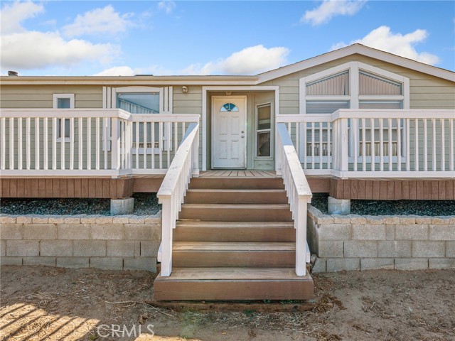 Detail Gallery Image 4 of 51 For 12172 Ailanthus Rd, Phelan,  CA 92371 - 4 Beds | 3 Baths