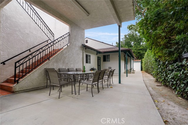 6648 Gaviota Avenue, Van Nuys CA: https://media.crmls.org/medias/d325280a-ba73-44ec-a64d-4d50d3b3437d.jpg