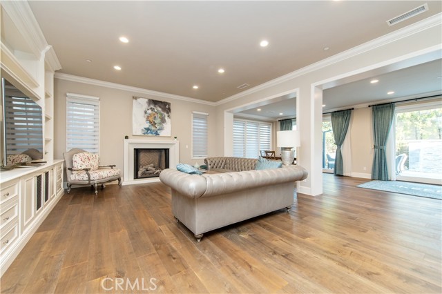 Detail Gallery Image 17 of 58 For 104 Quiet Place, Irvine,  CA 92602 - 4 Beds | 4/1 Baths