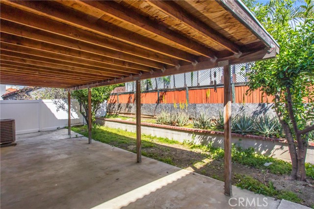 Detail Gallery Image 31 of 36 For 11355 Tondela St, Fontana,  CA 92337 - 5 Beds | 2/1 Baths