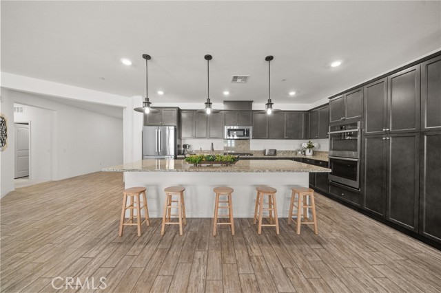 Detail Gallery Image 9 of 61 For 11066 Guffey Ranch Way, Corona,  CA 92883 - 4 Beds | 2 Baths