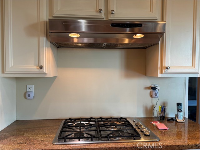 6519 E Paseo Diego, Anaheim Hills CA: https://media.crmls.org/medias/d3279fc1-5c61-48b8-b220-13a9046c9754.jpg