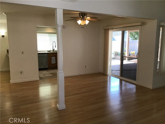 Detail Gallery Image 4 of 41 For 3676 Windstorm Way, Riverside,  CA 92503 - 3 Beds | 2/1 Baths