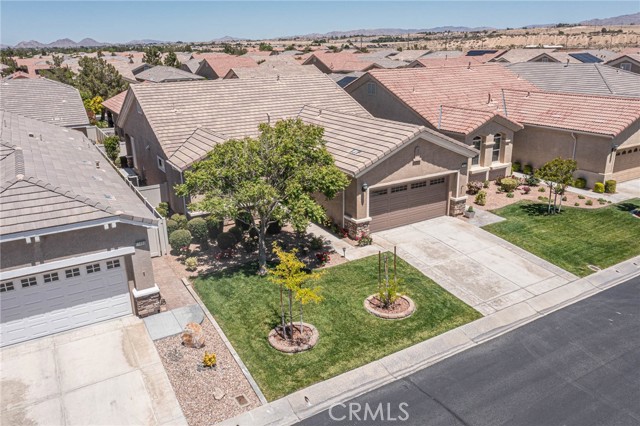 19478 Big Horn Street, Apple Valley CA: https://media.crmls.org/medias/d327d869-a675-4fd0-9873-d7d6acd1e436.jpg
