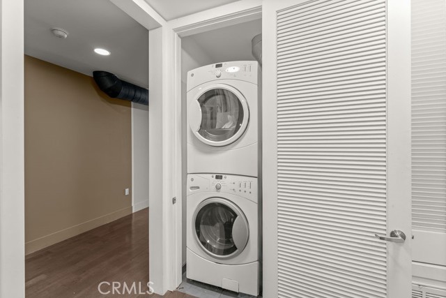 433 Pine Avenue, Long Beach CA: https://media.crmls.org/medias/d32849b9-20ff-4bc5-8e93-7654fb62ce69.jpg
