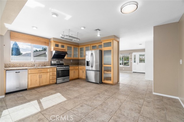 Detail Gallery Image 10 of 50 For 15335 Rolling Ridge Dr, Chino Hills,  CA 91709 - 4 Beds | 2 Baths