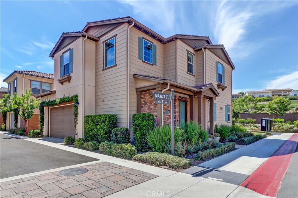 5 Majeza Court