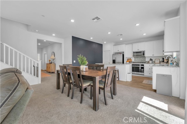 4422 Jade Court, Lancaster CA: https://media.crmls.org/medias/d3291df8-6f0a-44bb-b5ab-af4eedd0c7ff.jpg