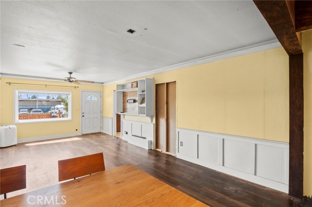 120 E 27th Street, National City CA: https://media.crmls.org/medias/d329d1c2-a109-4777-916c-c1f3665c76af.jpg