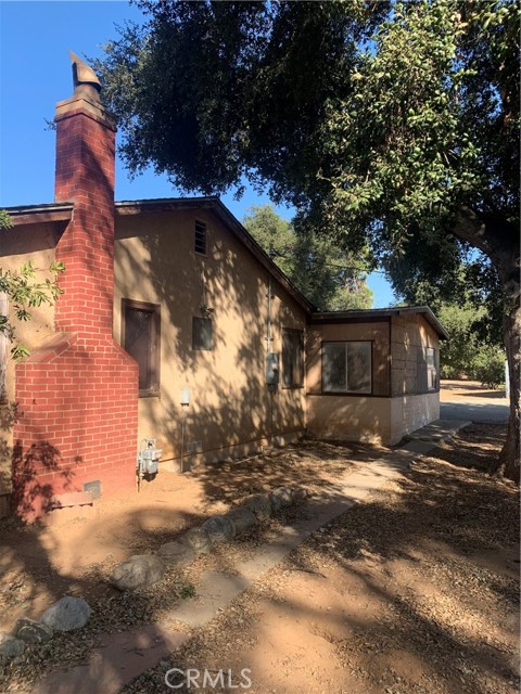 Detail Gallery Image 3 of 15 For 9240 Calimesa Bld, Calimesa,  CA 92320 - 3 Beds | 2 Baths