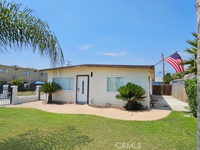 Detail Gallery Image 5 of 15 For 25380 6th St, San Bernardino,  CA 92410 - 5 Beds | 2 Baths