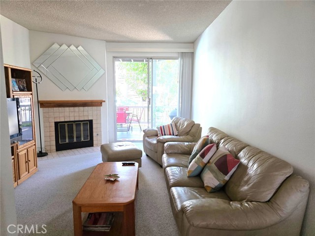 Detail Gallery Image 5 of 25 For 2330 Vanguard Way #F102,  Costa Mesa,  CA 92626 - 2 Beds | 2 Baths