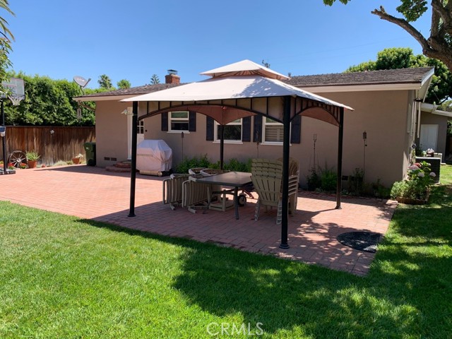 4916 Rolling Meadows Road, Rolling Hills Estates, California 90274, 3 Bedrooms Bedrooms, ,1 BathroomBathrooms,Residential,Sold,Rolling Meadows,PW21140870