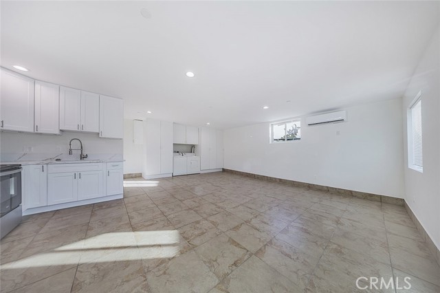 Detail Gallery Image 4 of 17 For 2954 Hermosa Ave a,  La Crescenta,  CA 91214 - 0 Beds | 1 Baths