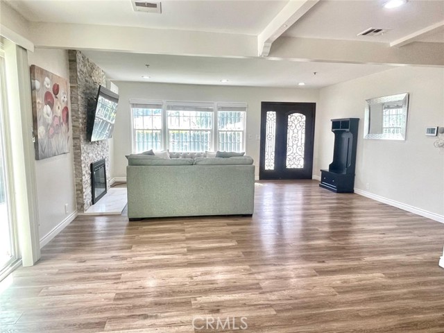 Detail Gallery Image 5 of 33 For 537 Diamond St St, Monrovia,  CA 91016 - 4 Beds | 4 Baths