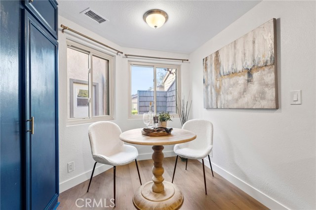 Detail Gallery Image 12 of 44 For 5617 Adobe Falls #C,  San Diego,  CA 92120 - 3 Beds | 2 Baths