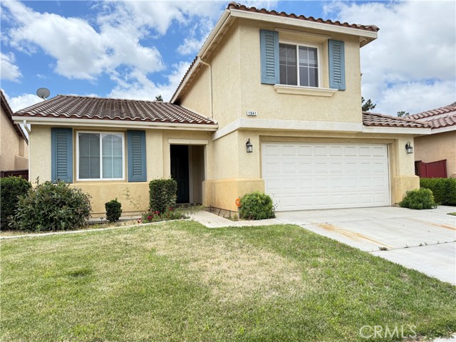 1541 Midnight Sun Drive, Beaumont CA: https://media.crmls.org/medias/d32febb6-711e-4d42-94fa-ba63248f1947.jpg