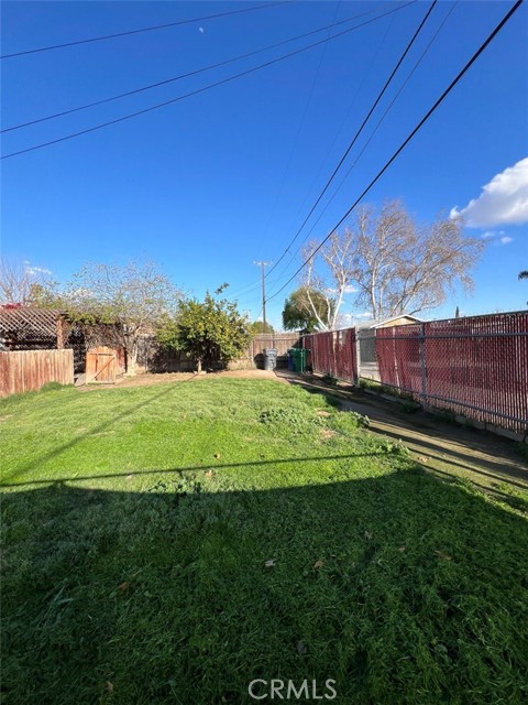 615 Decatur Street, Bakersfield, California 93308, 3 Bedrooms Bedrooms, ,2 BathroomsBathrooms,Single Family Residence,For Sale,Decatur,FR25050800