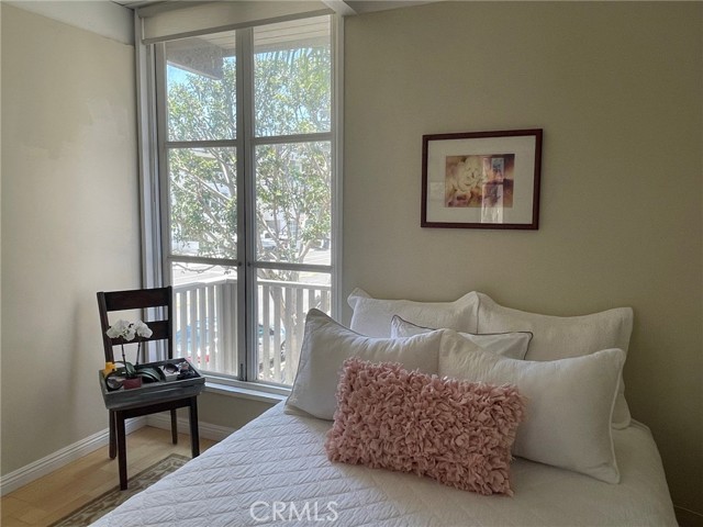 132 8th Street, Manhattan Beach, California 90266, 3 Bedrooms Bedrooms, ,3 BathroomsBathrooms,Residential,Sold,8th,SB23120971