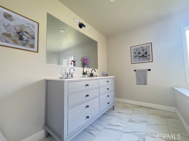 Detail Gallery Image 13 of 20 For 10505 E Avenue R14, Littlerock,  CA 93543 - 3 Beds | 2 Baths