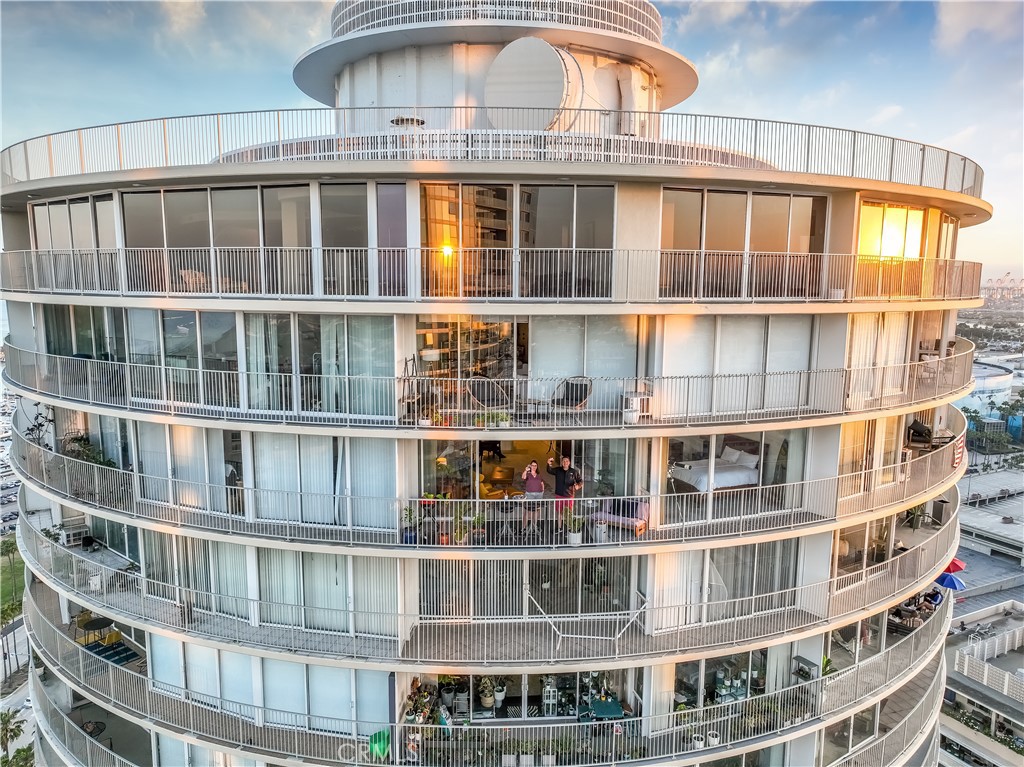 700 E Ocean Boulevard #3003