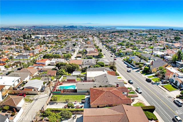 Image 62 of 75 For 1342 19th Street