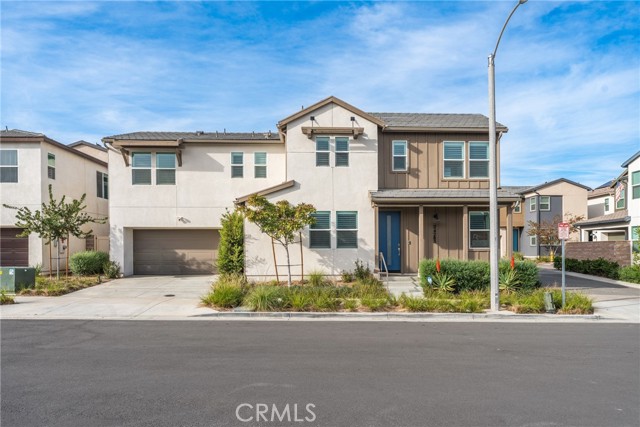 Detail Gallery Image 2 of 36 For 24283 Juni Ct, Corona,  CA 92883 - 4 Beds | 3 Baths