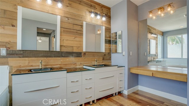 Detail Gallery Image 53 of 71 For 12683 Palm View Way, Riverside,  CA 92503 - 5 Beds | 3 Baths