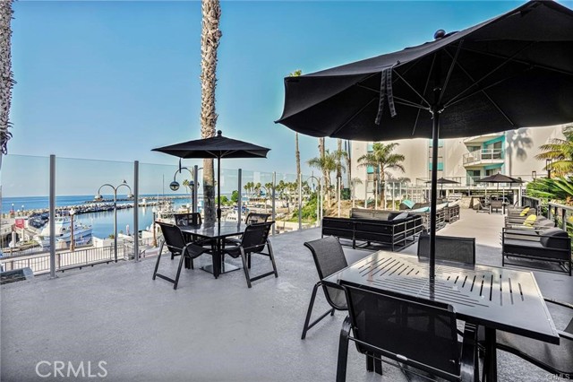 650 The Village, Redondo Beach CA: https://media.crmls.org/medias/d334b7ff-90f6-4d83-82b3-ce427b432a60.jpg
