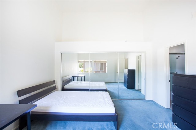 72 Vassar Aisle, Irvine CA: https://media.crmls.org/medias/d334bc0d-75bd-4b3b-b13f-a4115fb9f9c5.jpg
