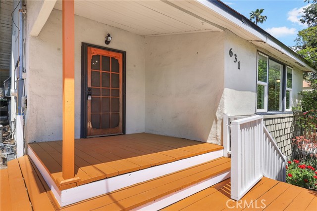 Detail Gallery Image 5 of 40 For 631 Athens St, Altadena,  CA 91001 - 3 Beds | 3 Baths