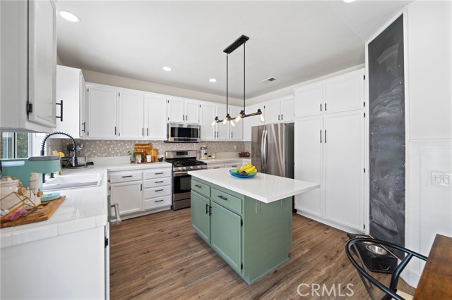 Kitchen with island