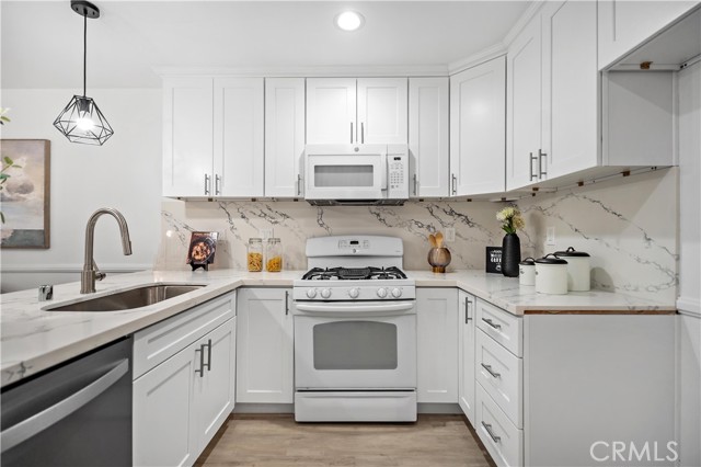 2583 Coventry Circle, Fullerton CA: https://media.crmls.org/medias/d335c0af-4620-48b6-88f8-6387fa70faff.jpg