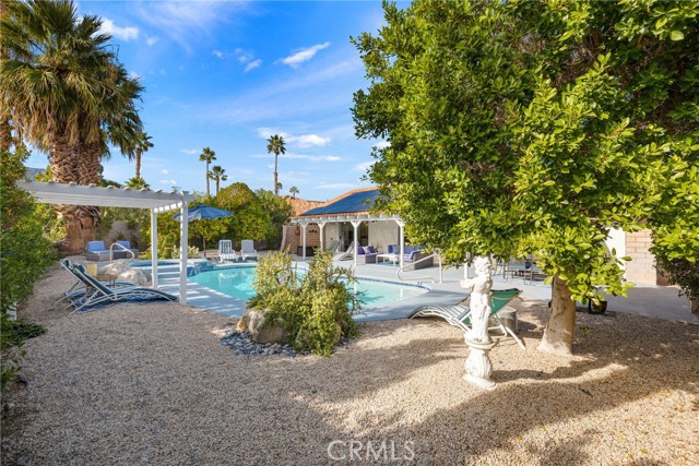 Detail Gallery Image 17 of 51 For 1479 E Francis Dr, Palm Springs,  CA 92262 - 3 Beds | 2 Baths