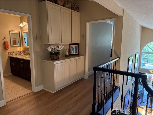 27201 Via Aurora, Mission Viejo CA: https://media.crmls.org/medias/d336044d-7877-49e8-b9d7-c5ec2344112f.jpg