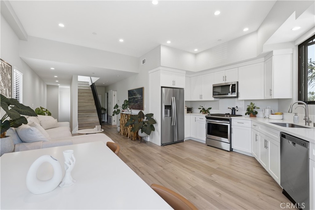 MLS #OC26131277 image #5