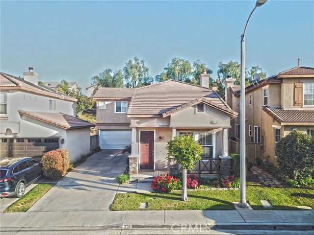 226 Lydia Ln, Corona, CA 92882