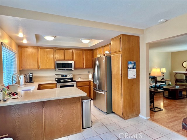 Detail Gallery Image 12 of 48 For 539 N Dartmouth Way #31,  Anaheim,  CA 92801 - 2 Beds | 2/1 Baths