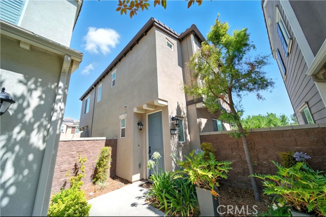 Detail Gallery Image 3 of 44 For 8785 Celebration St, Chino,  CA 91708 - 3 Beds | 2/1 Baths