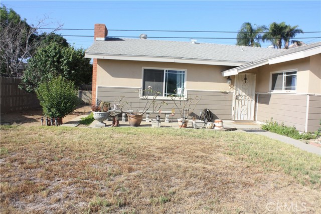 6400 Tournament Drive, Jurupa Valley CA: https://media.crmls.org/medias/d336be73-1286-4edc-92a6-640a8d0e7e16.jpg