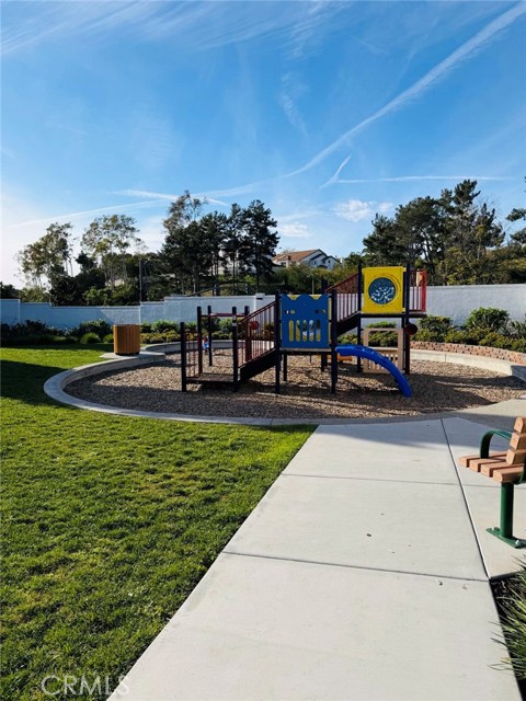 Detail Gallery Image 31 of 32 For 4651 Calle Del Greco, Oceanside,  CA 92056 - 3 Beds | 2/1 Baths