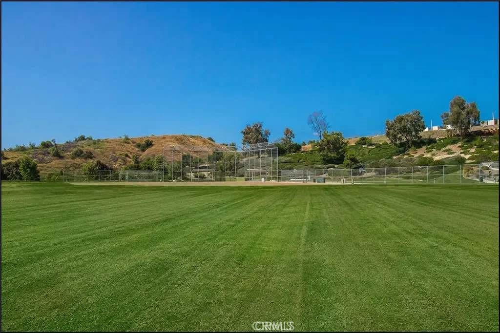 D3388559 B112 4c21 A00e 657a4fe25fd4