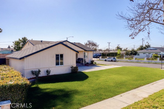 Detail Gallery Image 10 of 45 For 4618 Maurie, Santa Ana,  CA 92703 - 3 Beds | 2 Baths