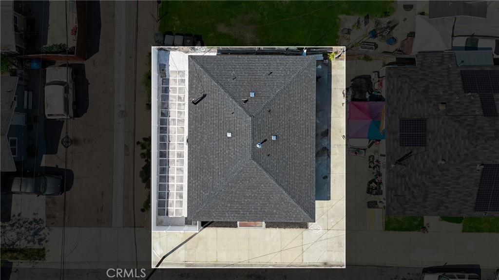 https://media.crmls.org/medias/d33ce033-9317-472b-9e32-befb90b83a03.jpg?preset=X-Large