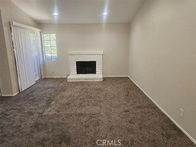 Detail Gallery Image 8 of 30 For 2681 W Cameron Ct #213,  Anaheim,  CA 92801 - 3 Beds | 2 Baths