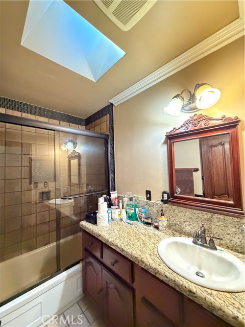 Detail Gallery Image 17 of 36 For 5707 Bigelow St, Lakewood,  CA 90713 - 3 Beds | 3 Baths